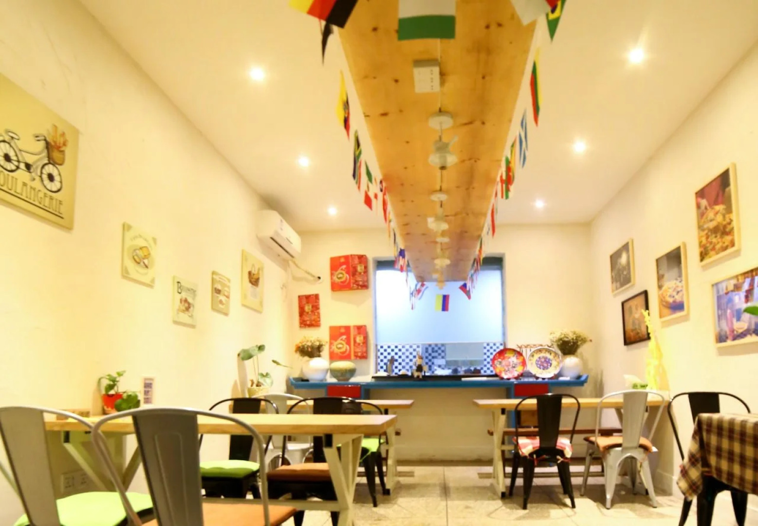 Luoyang Heartland International Youth Hostel