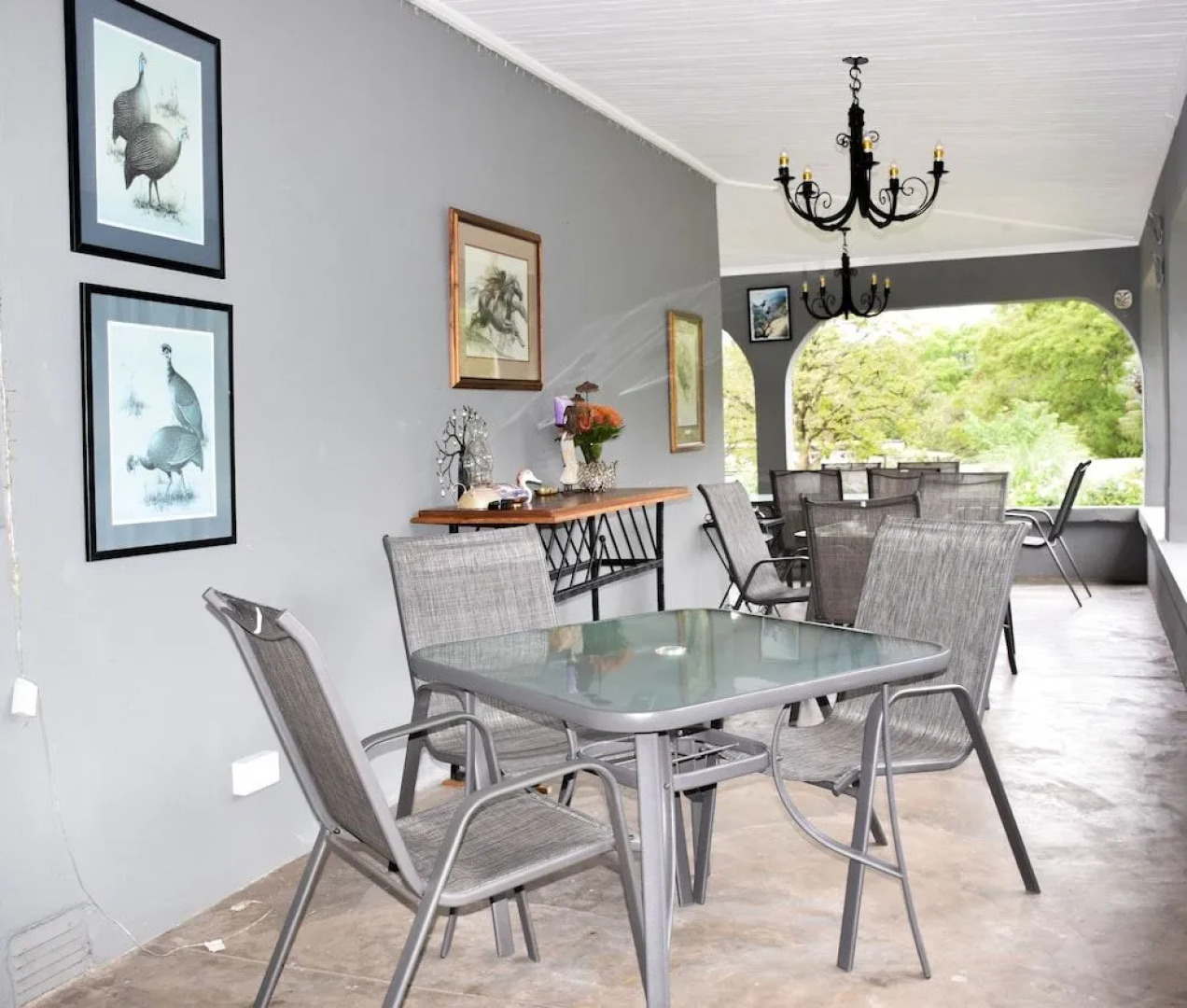 Gordons on 125 First Street