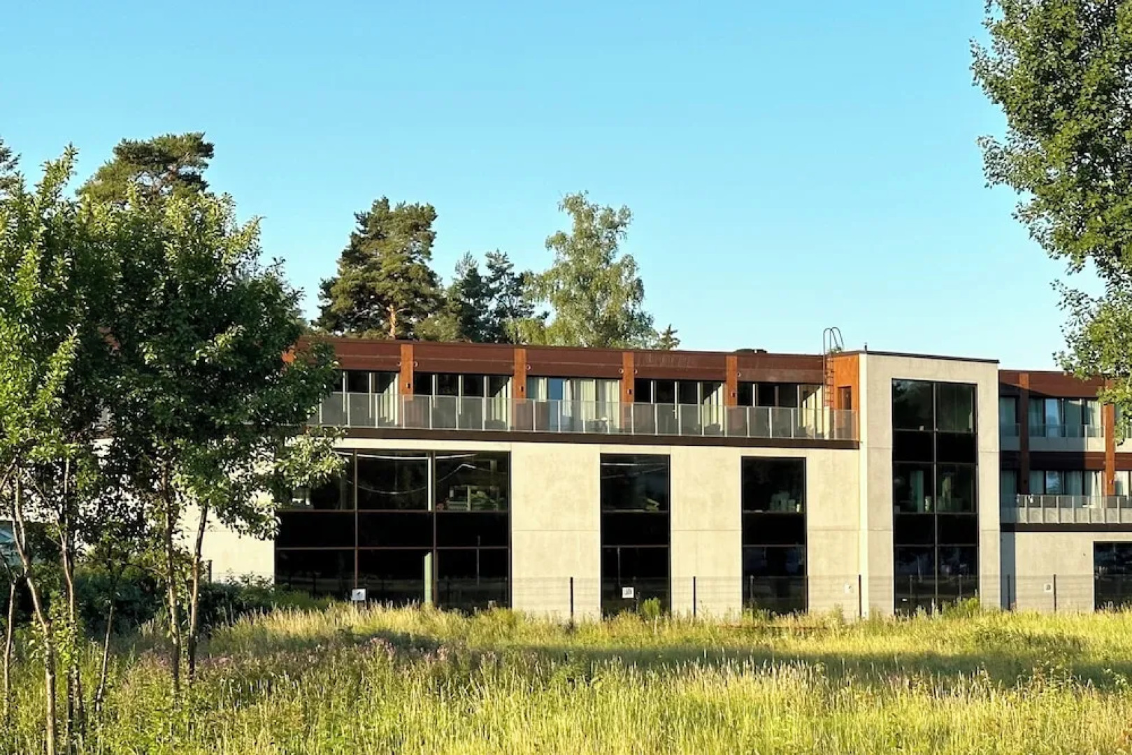 Uptown Hotel Apartments