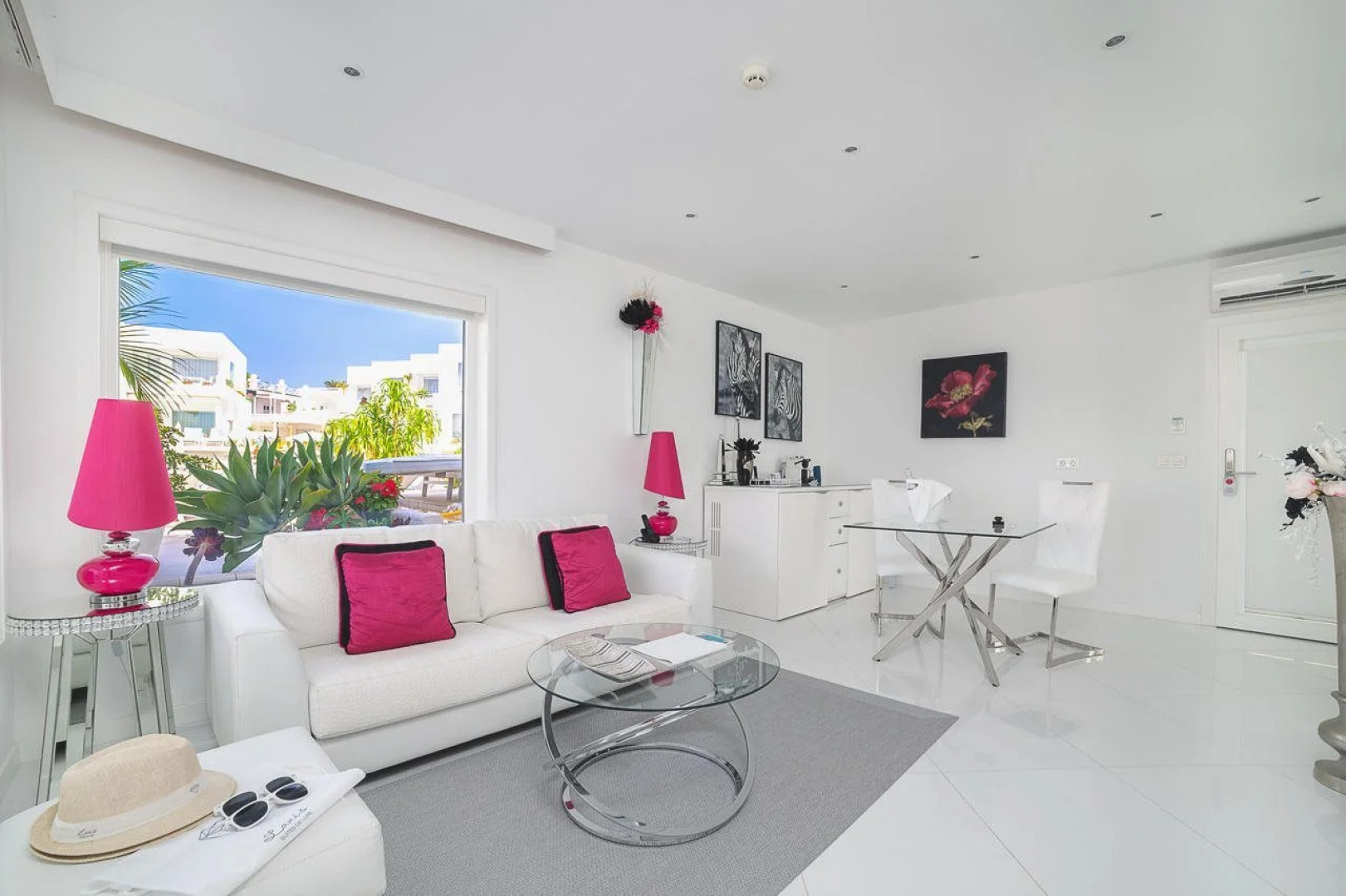 Lani's Suites de Luxe - Adults Only