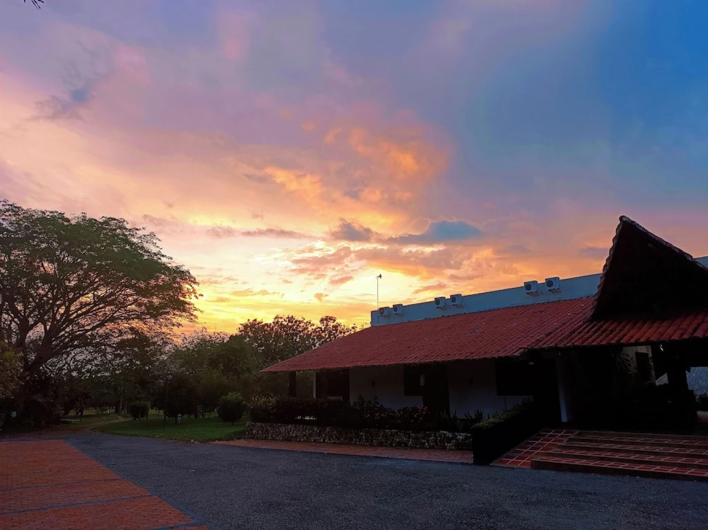 Hotel Brisas la Gaviota Mariquita-Tolima