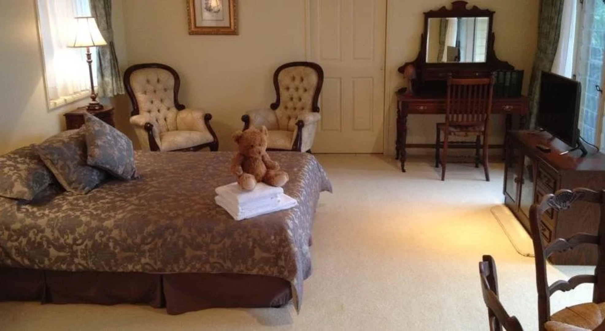 Highwood Park B&B Guest Lodge