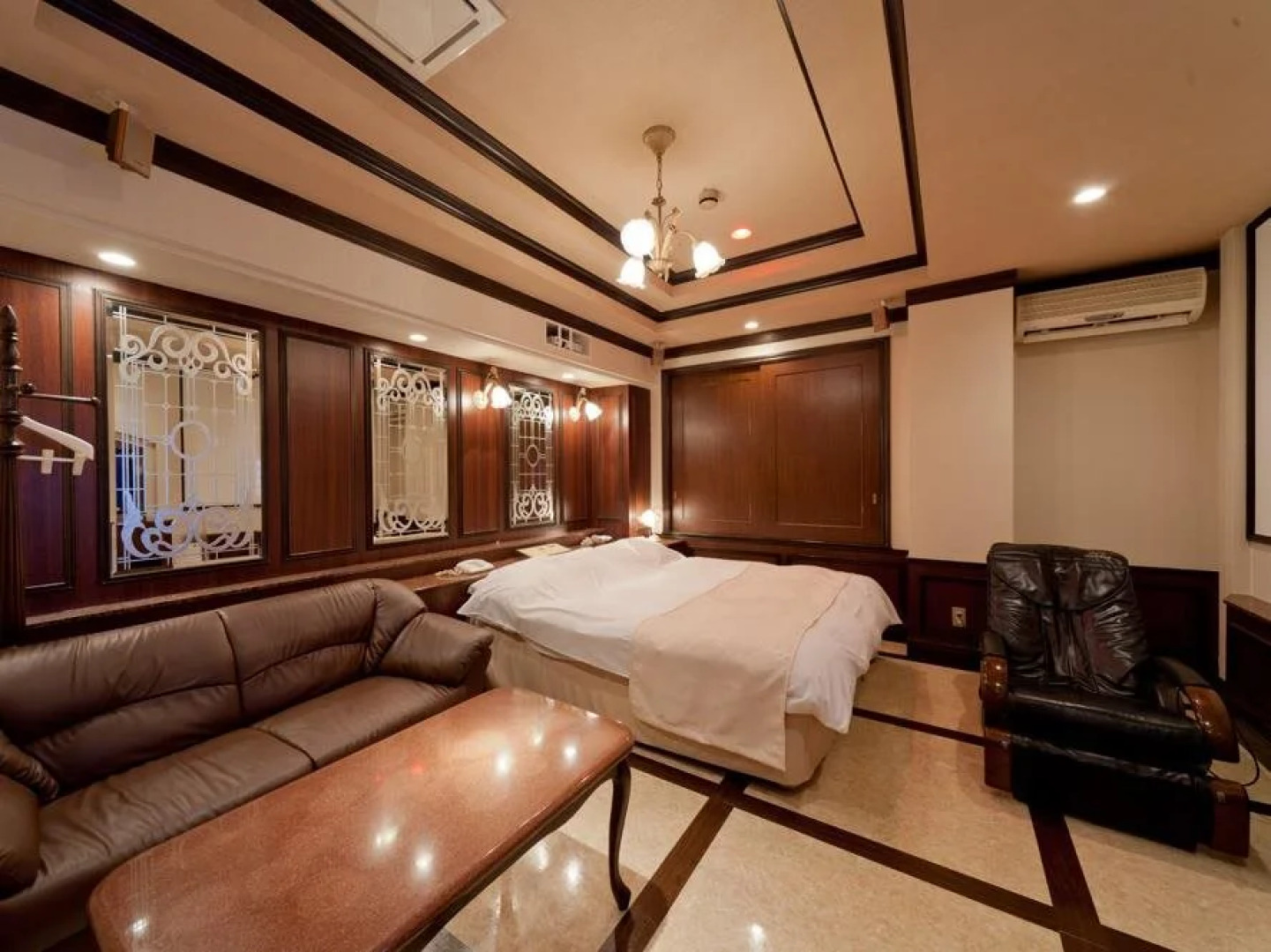 Hotel Fine Garden Himeji - Adults Only