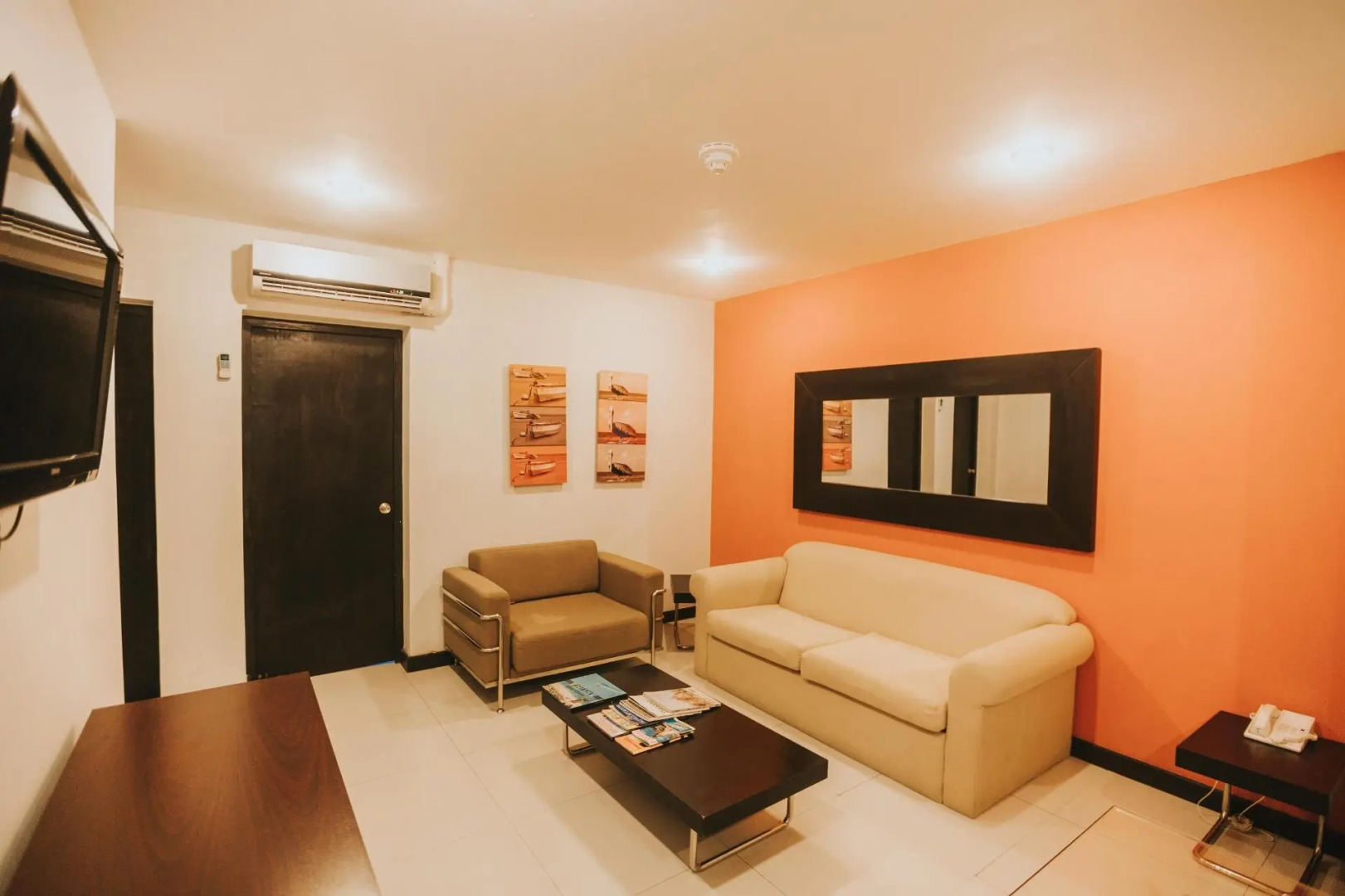 voco Surfside Aruba by IHG