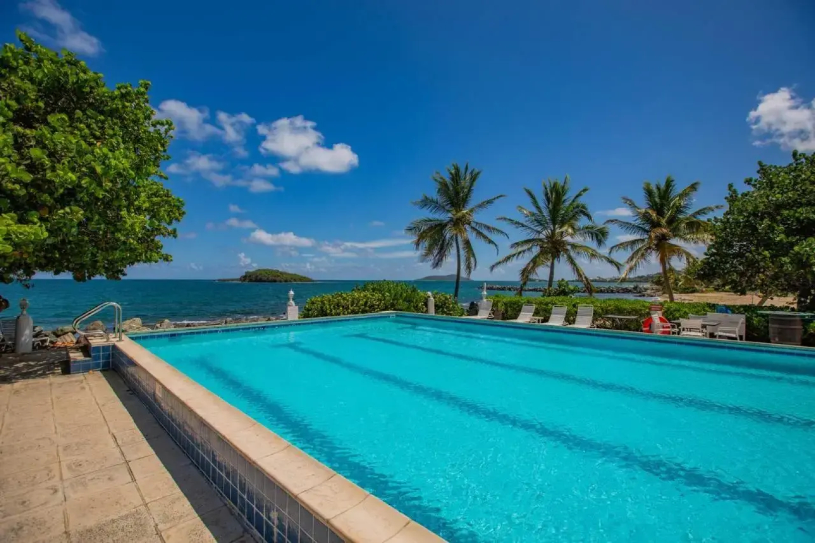 Tamarind Reef Resort Spa & Marina