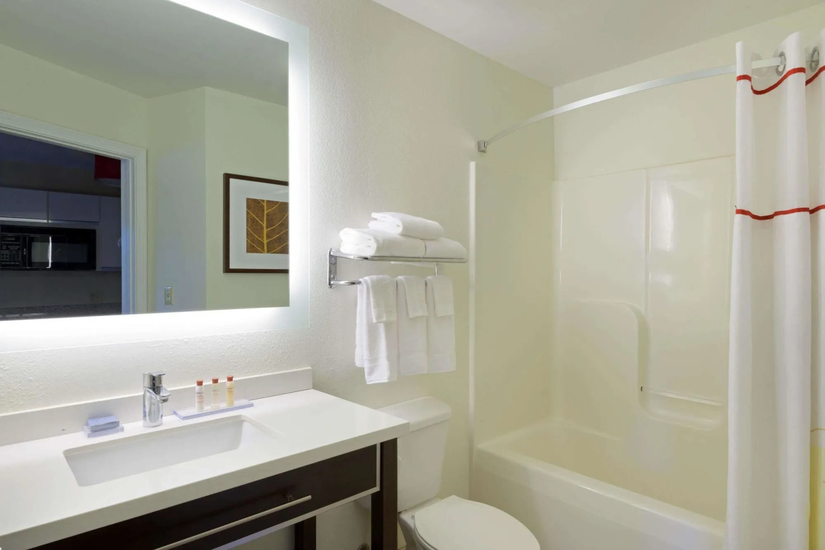 Hawthorn Suites by Wyndham Hartford Meriden