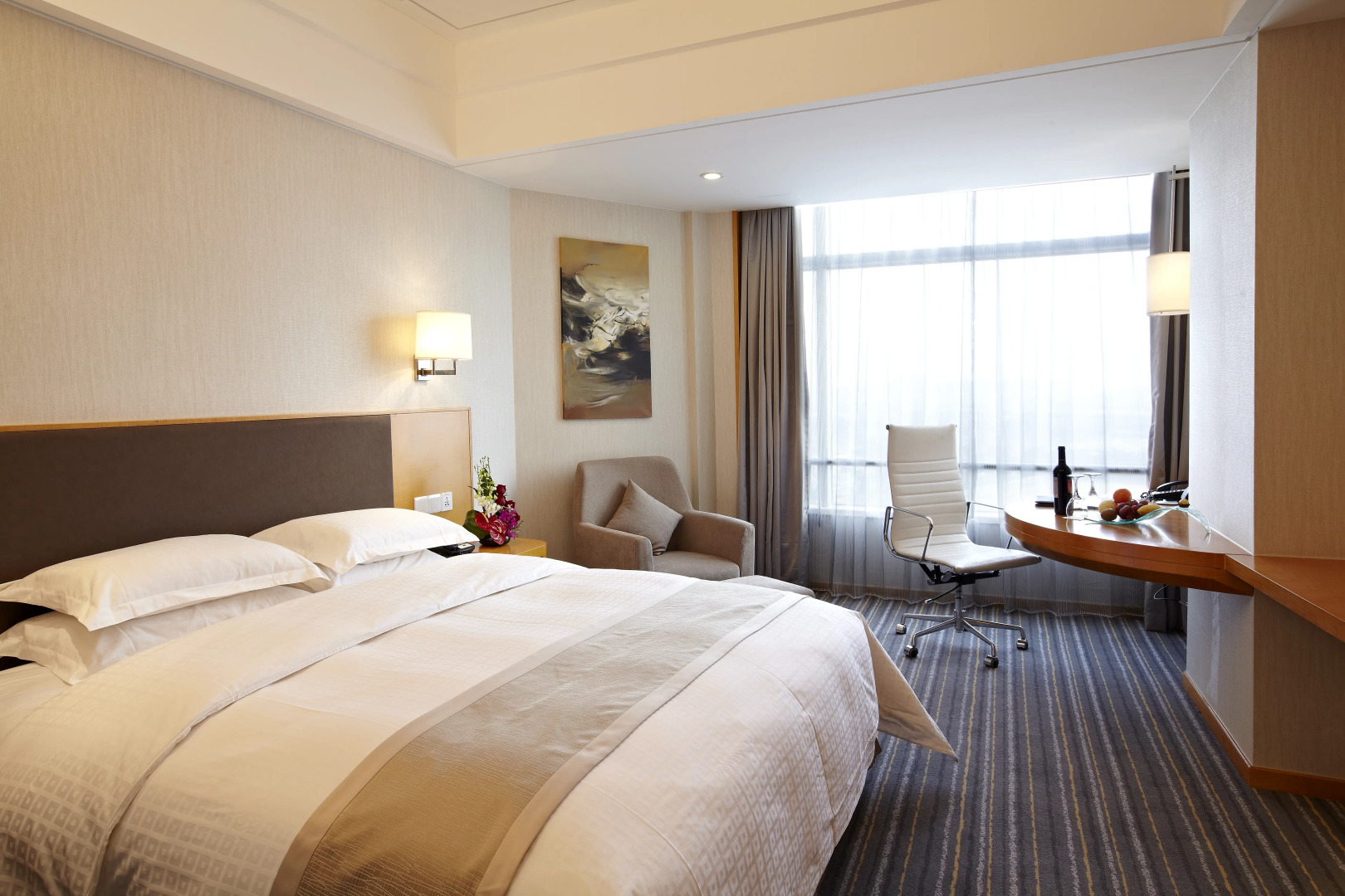 Отель Ramada Plaza by Wyndham Shanghai Pudong Airport
