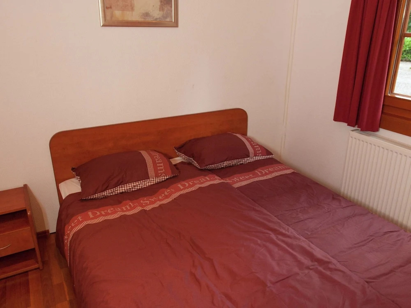 Wooden Chalet 30 km From Maastricht