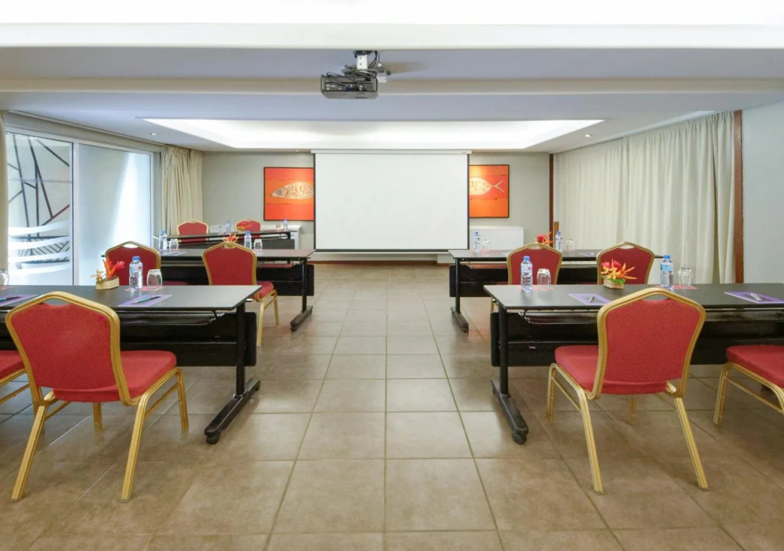 Tahiti Ia Ora Beach Resort