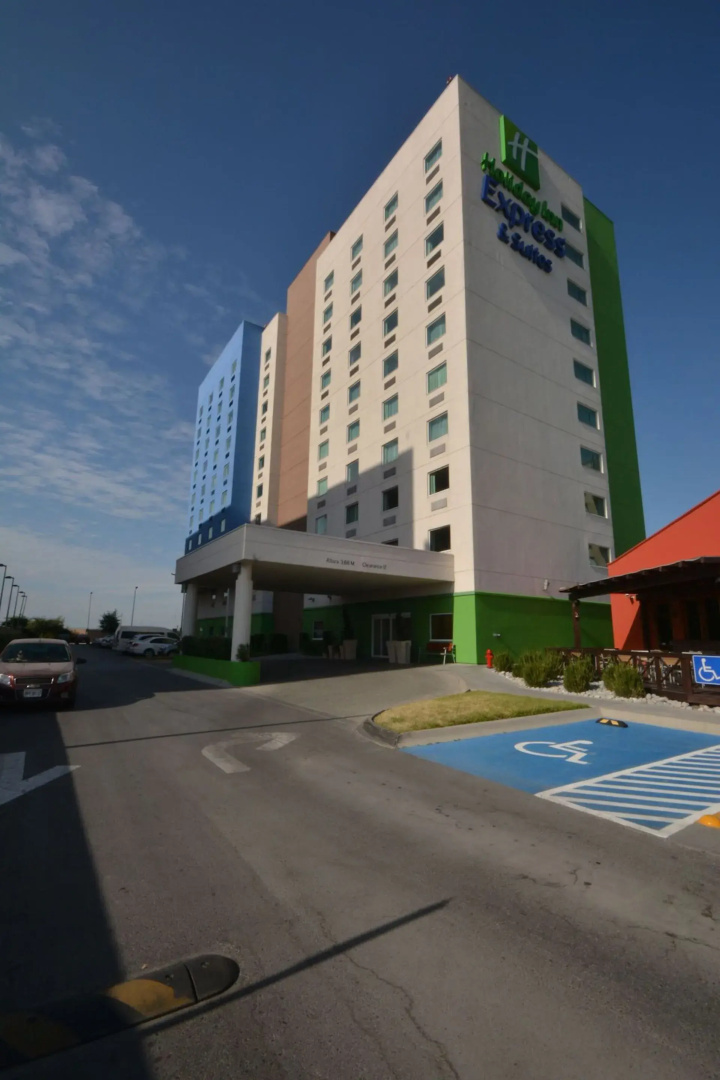 Holiday Inn Express And Suites Monterrey Aeropuerto
