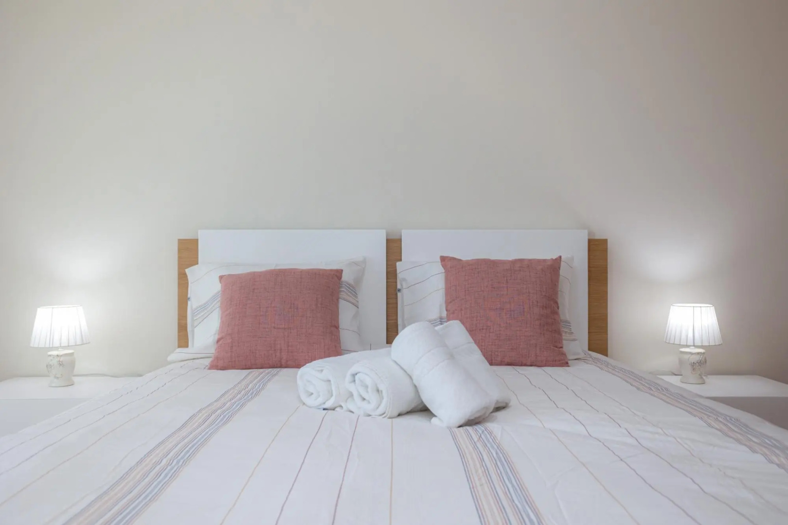 Buarcos Sunset Apartment by Rent4all