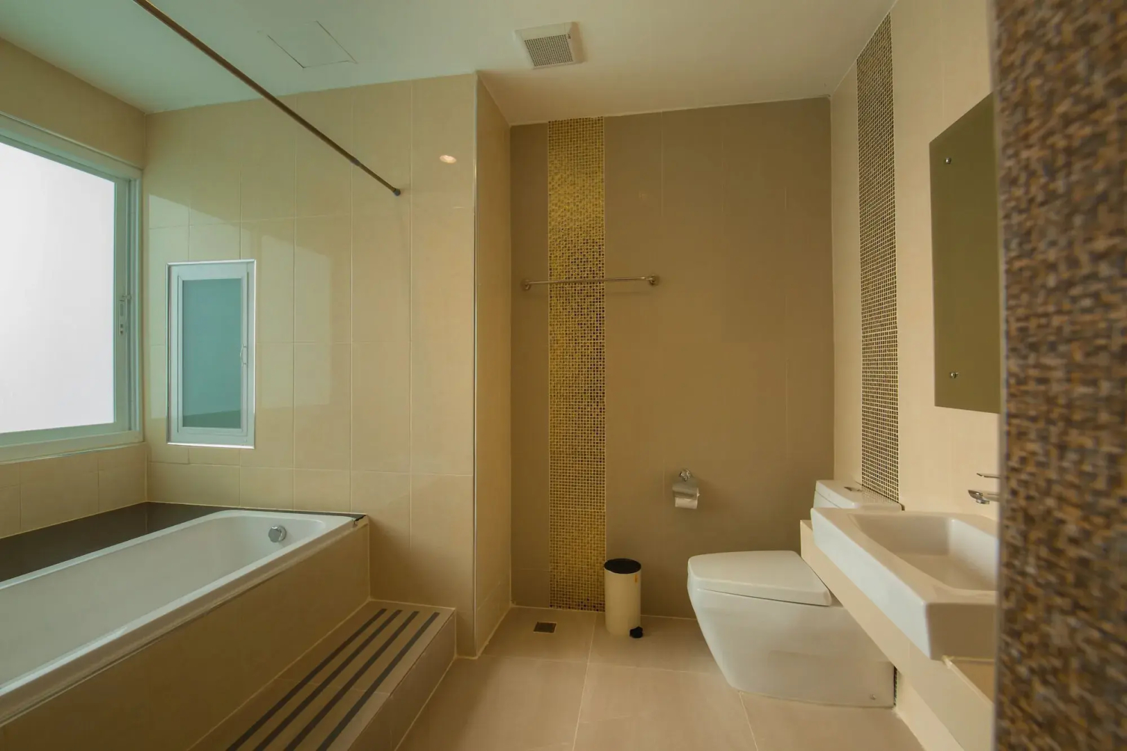 Phuglong Hotel