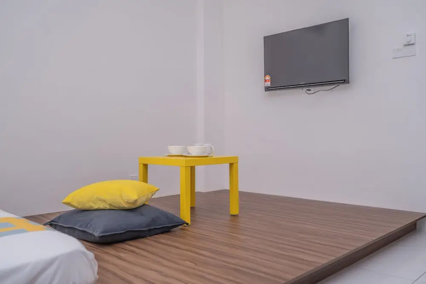 Oyo Home 89574 Studio Imperio