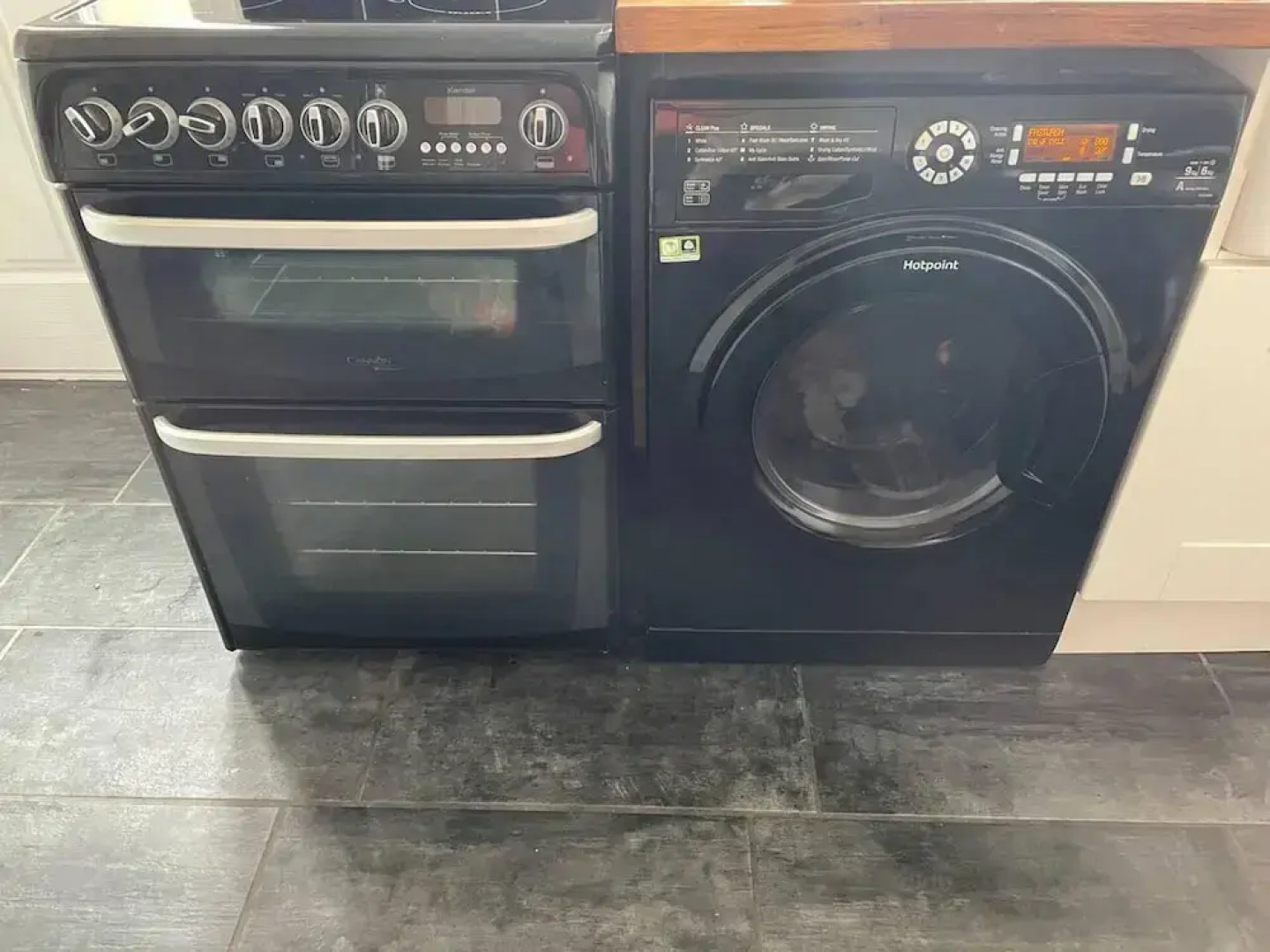 2-bed House in Chesterfield Free Parking Garden