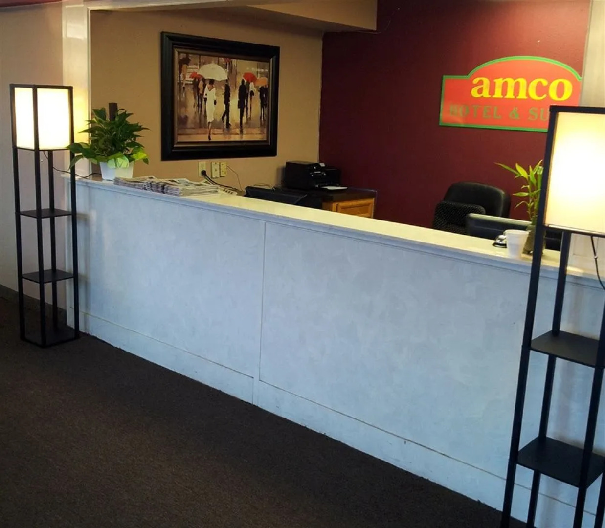 Stratus Suites - Boutique Hotel