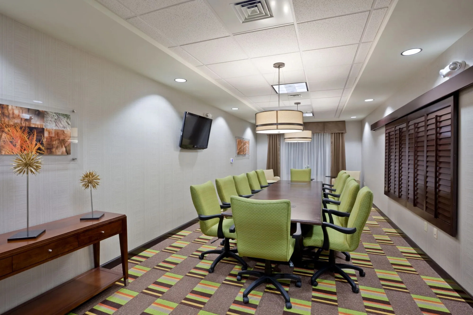 Holiday Inn Express Hotel & Suites Hays by IHG