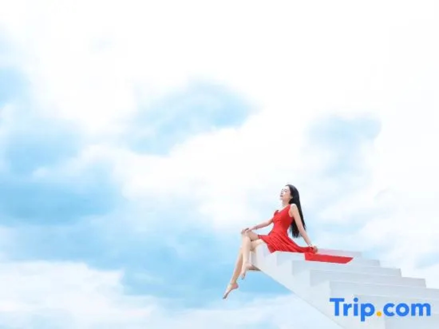 Mei Lu. Lakeside  Hotel