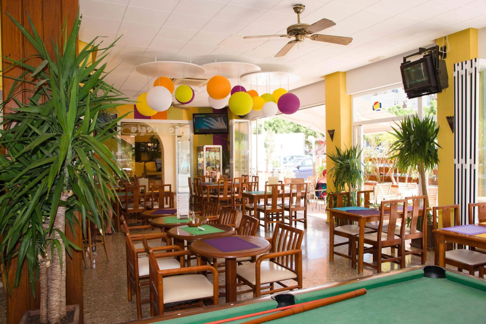 Poniente Playa Aparthotel