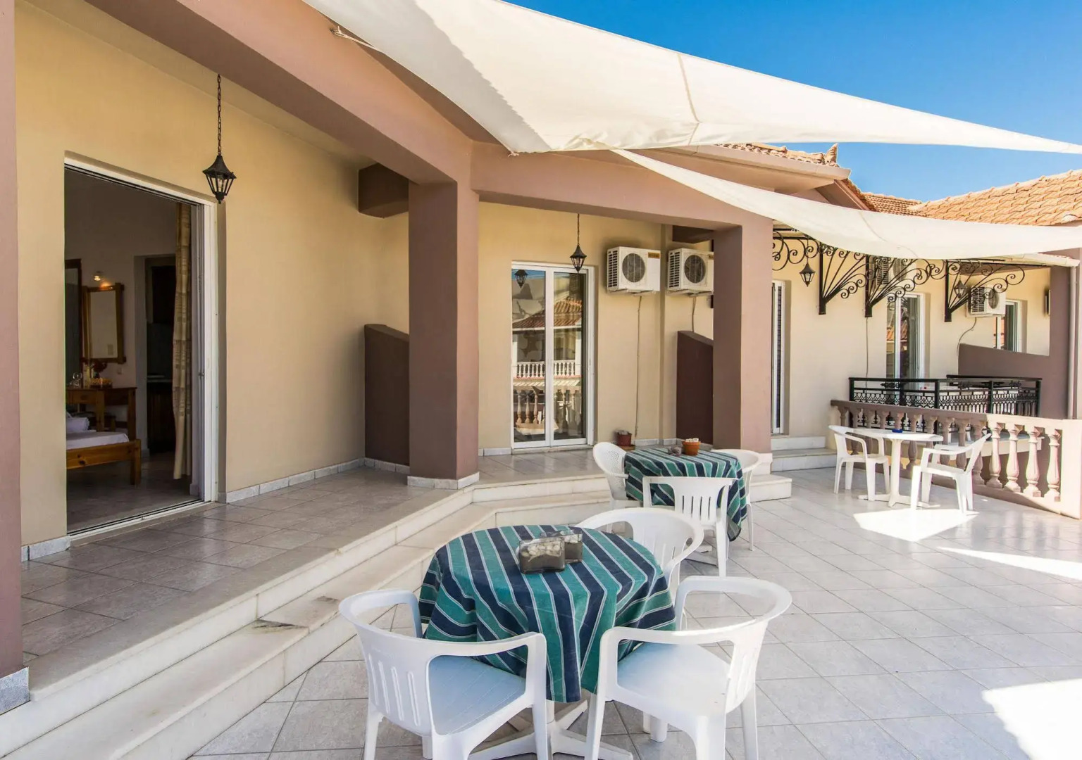 Zante Nest Studios & Apartments