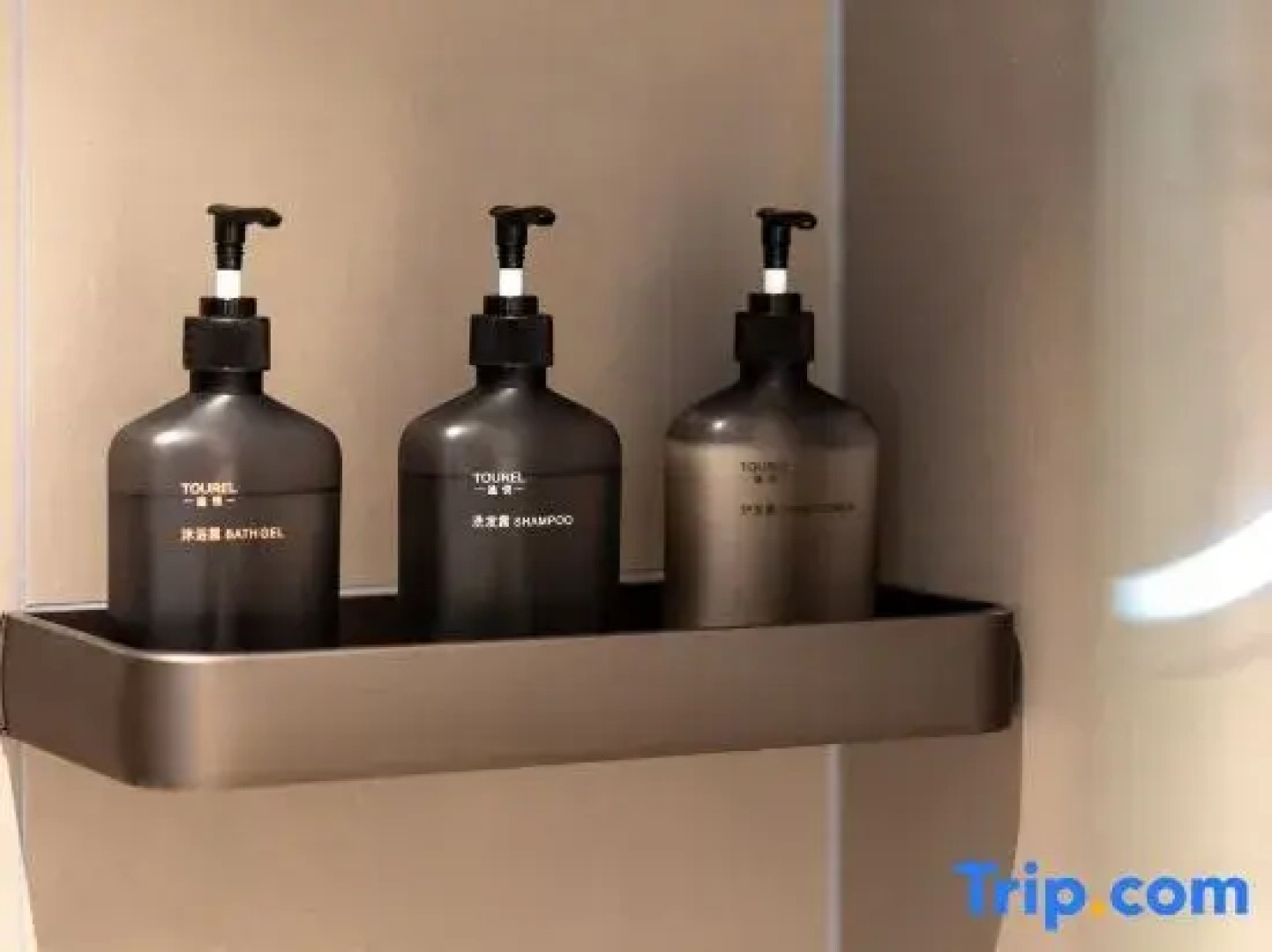 Yiduo Hotel (Lingao Branch)