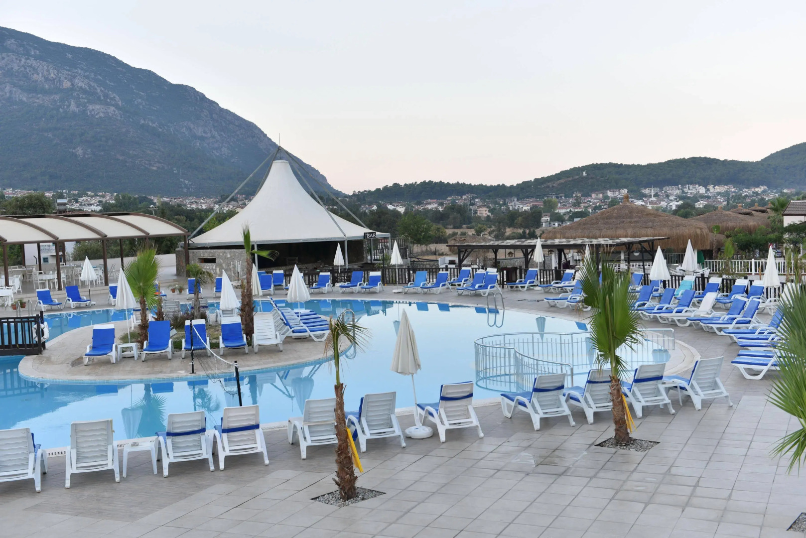 Sahra Su Holiday Village & Spa