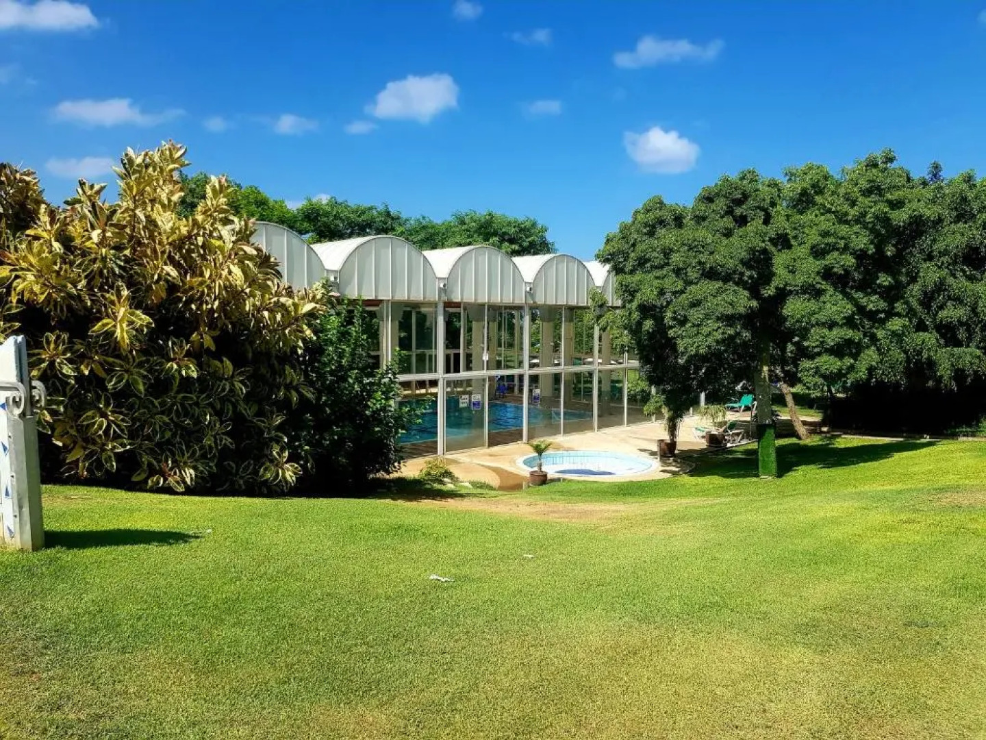 Neot Golf, Ziv's Place