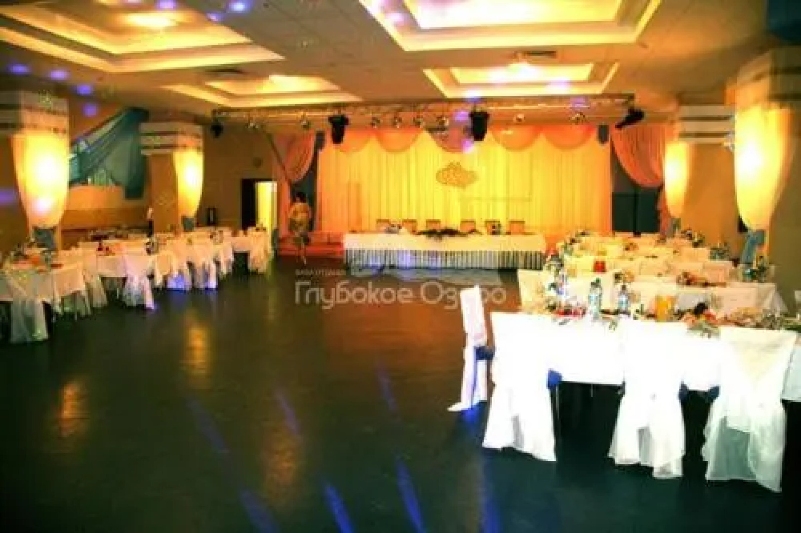 Glubokoe Ozero Baza Otdiha