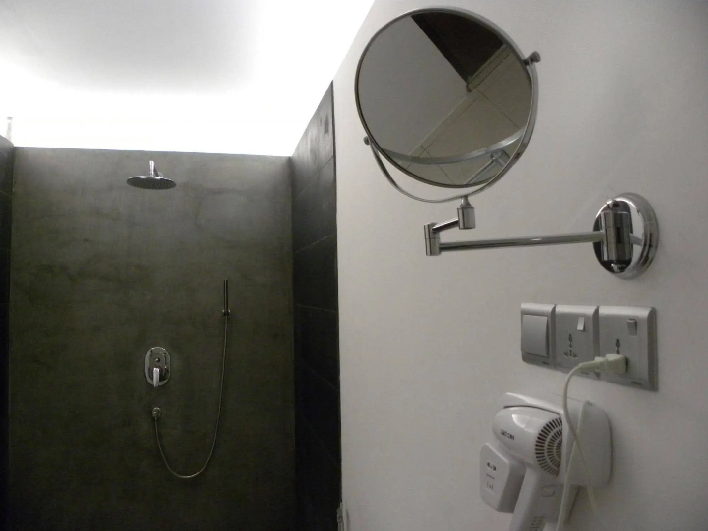 Madi Finolhu Guesthouse