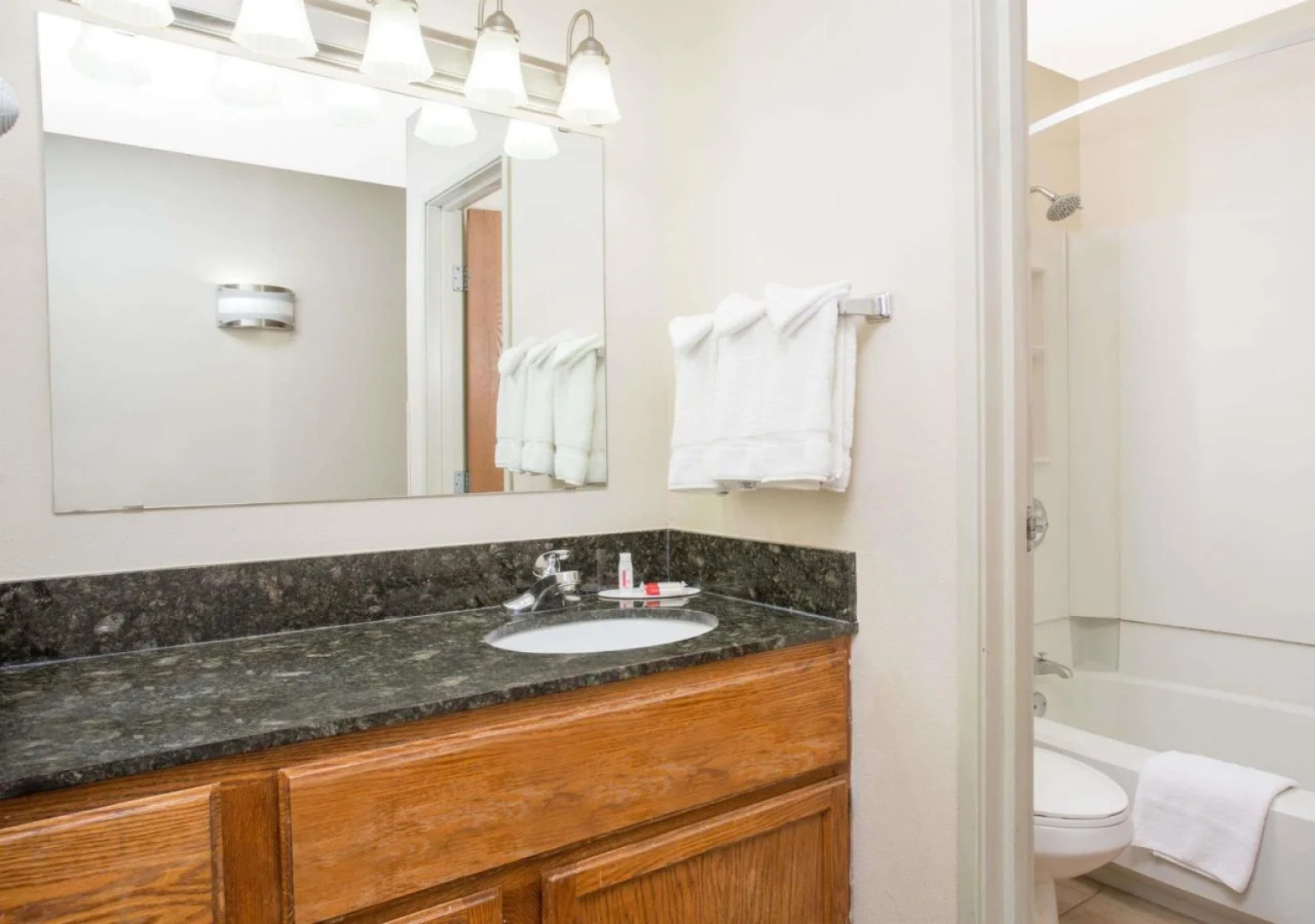 Days Inn by Wyndham Silverthorne