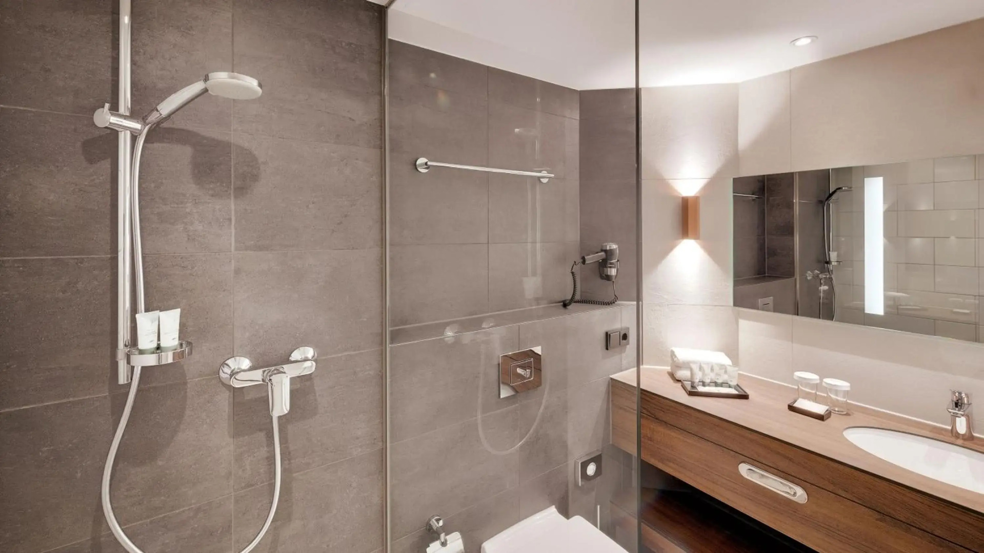 greet Berlin Alexanderplatz