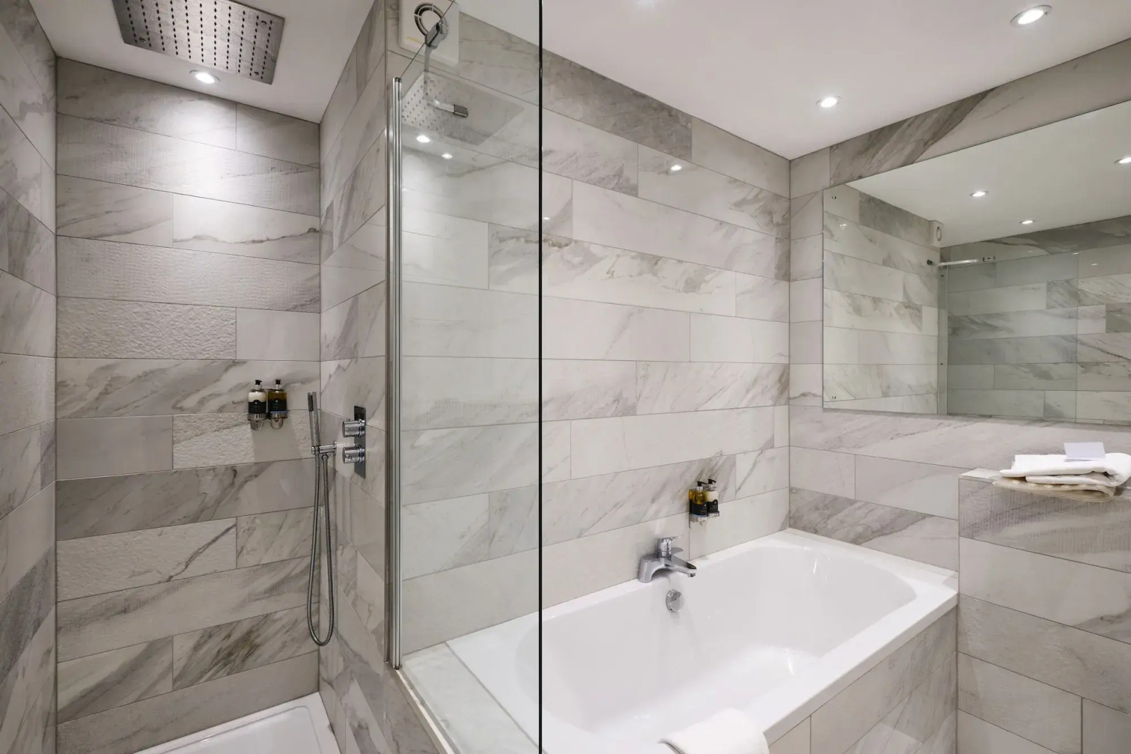 New House Country Hotel