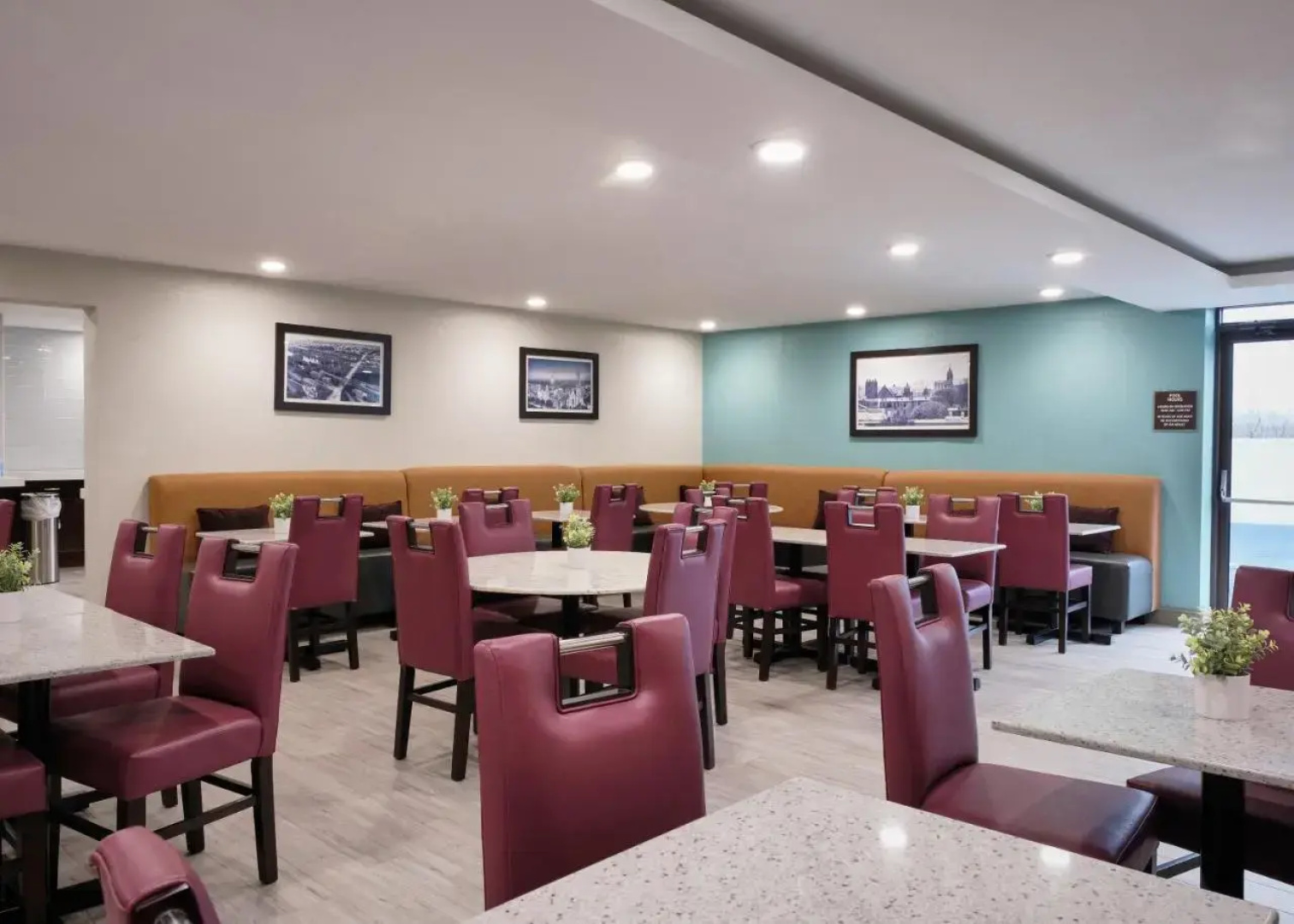 Comfort Inn & Suites