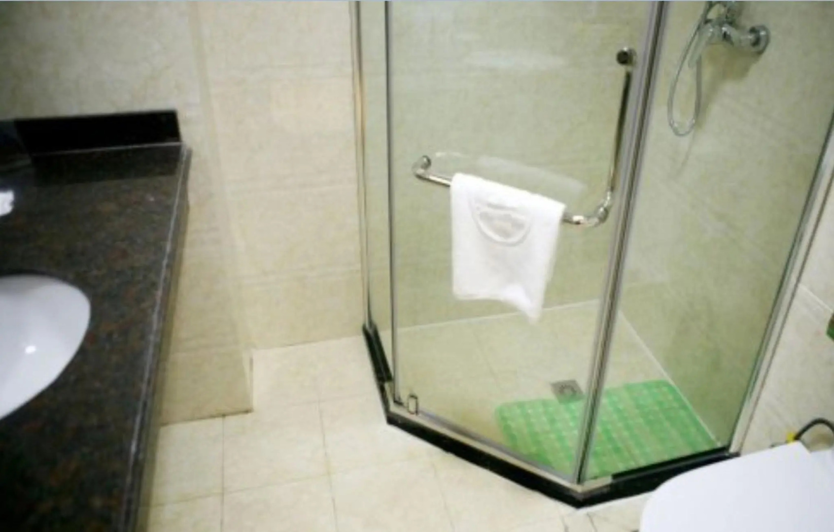 GreenTree Inn Tulufan North Xihuan Road Express Hotel