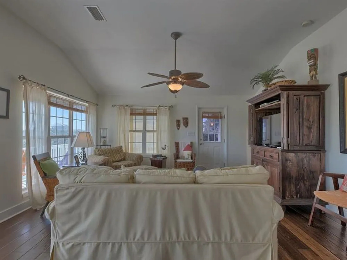 The Crab Hole by Meyer Vacation Rentals