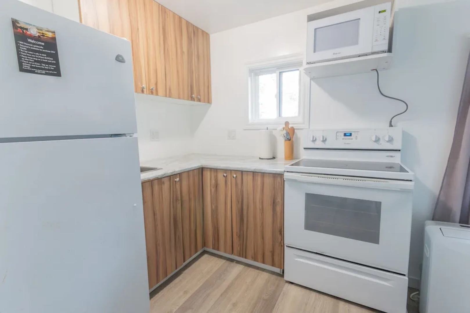 Lakepoint Cottage Resort