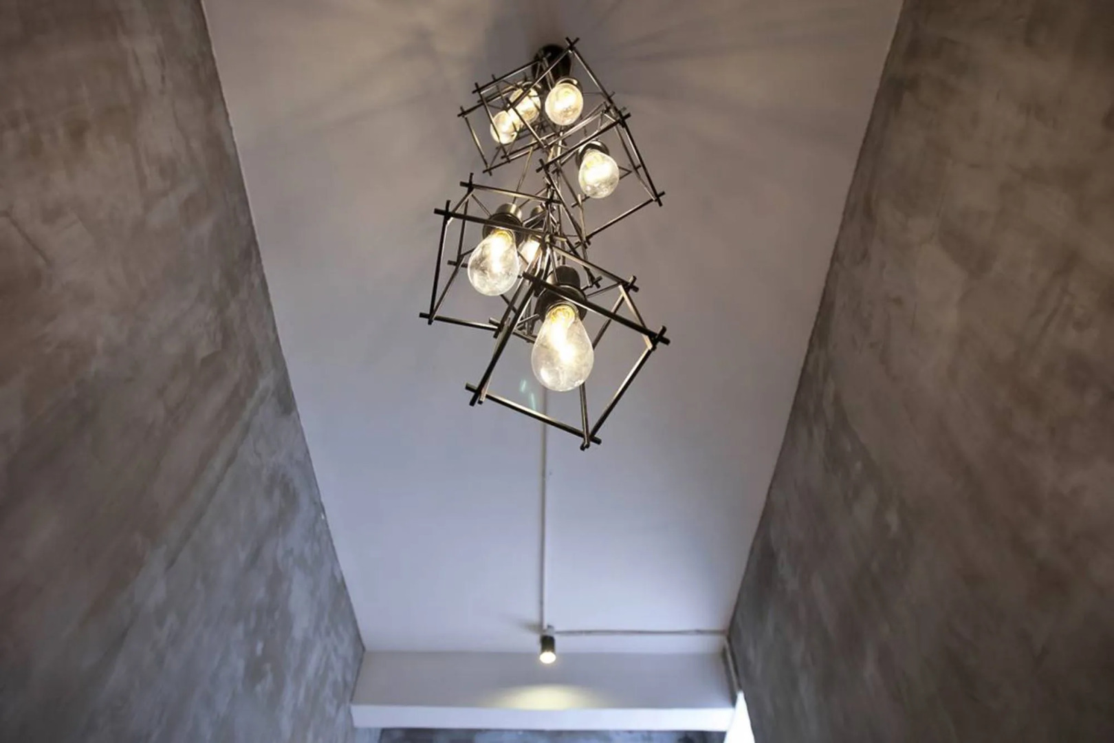 Zero Five One Seven Inn