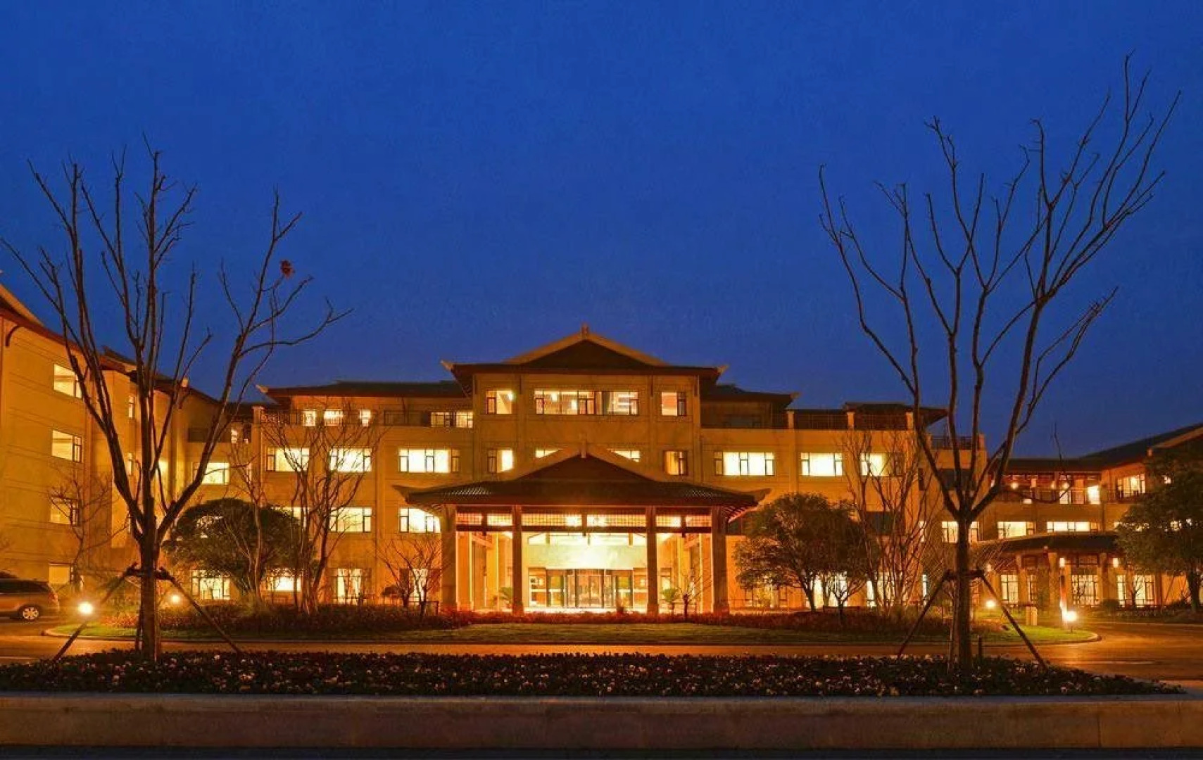 Meicheng Swan Lake Resort Hot Spring