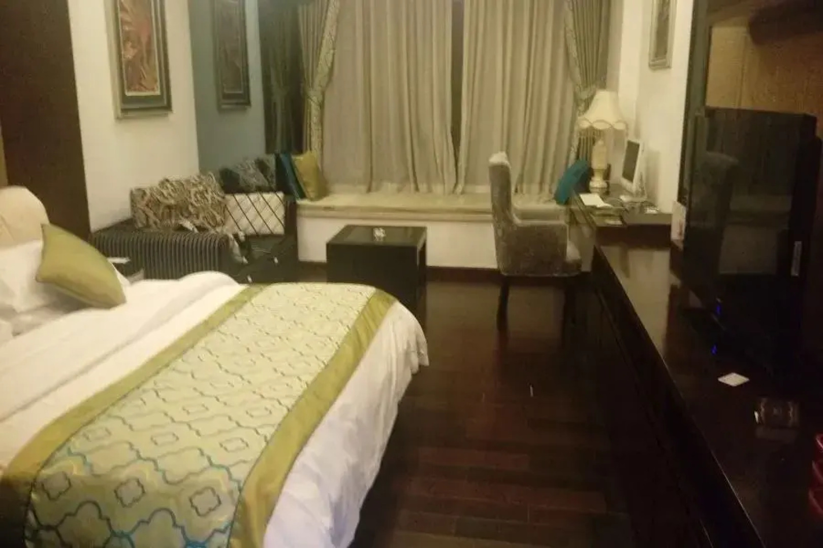 Chengdu Xinliang Hotel