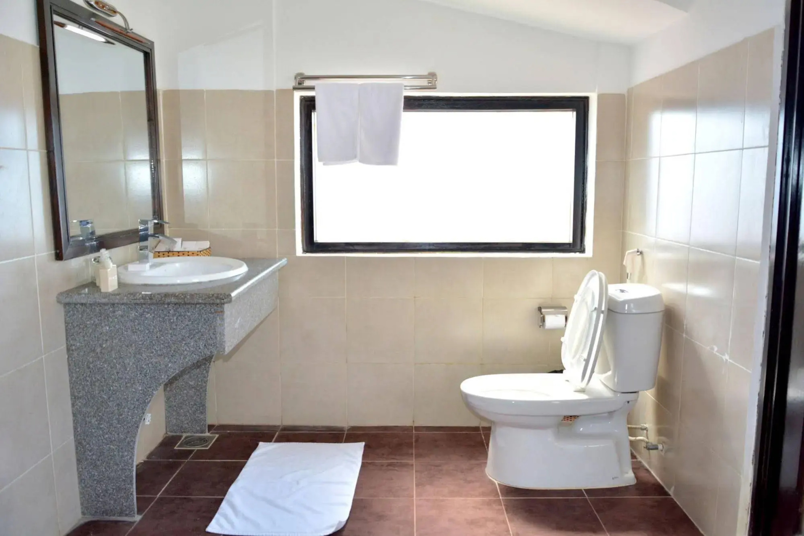 Sea Lion Beach Resort & Spa