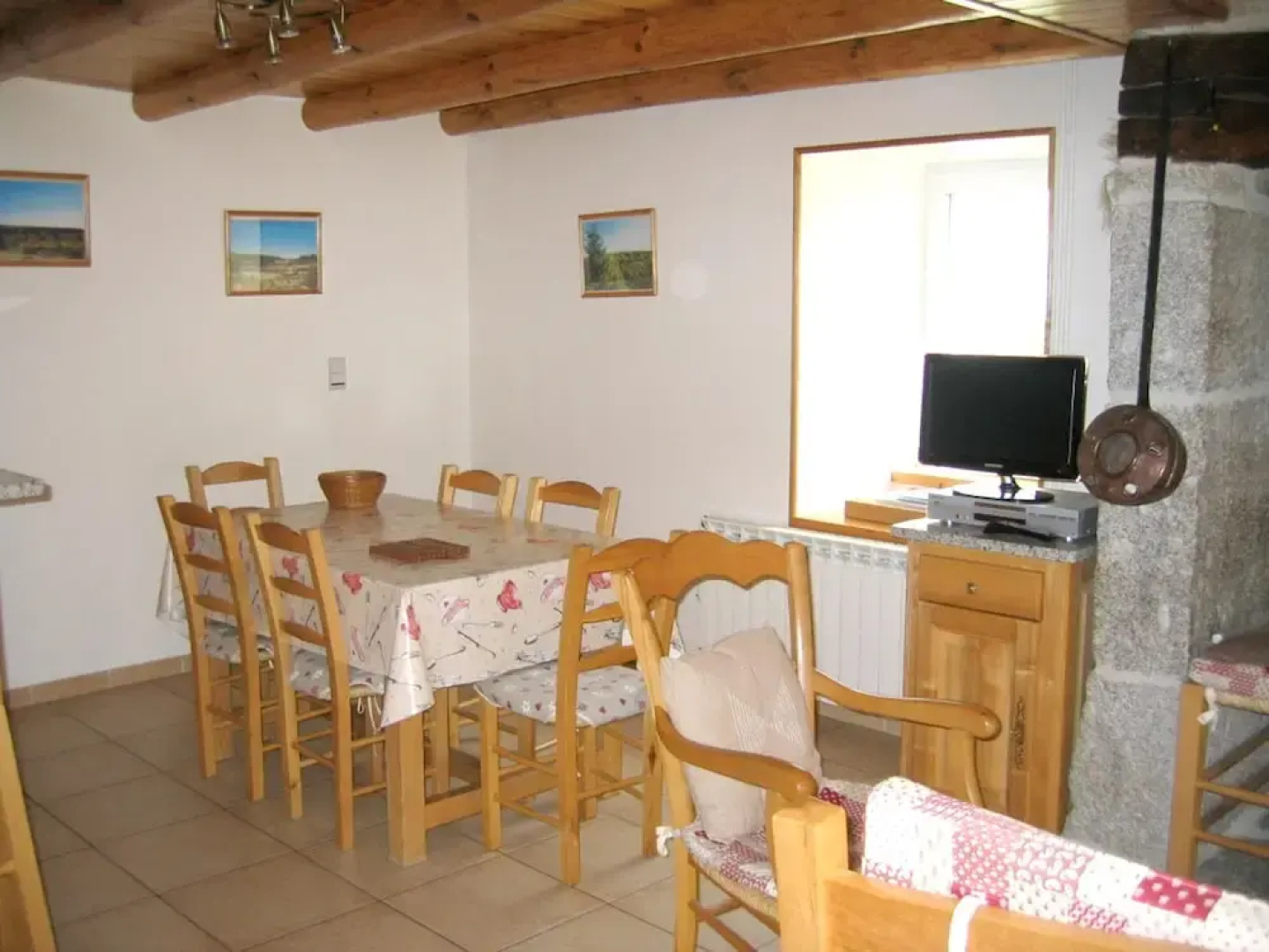 House With 3 Bedrooms in Le Malzieu-forain, With Wonderful Mountain View and Enclosed Garden