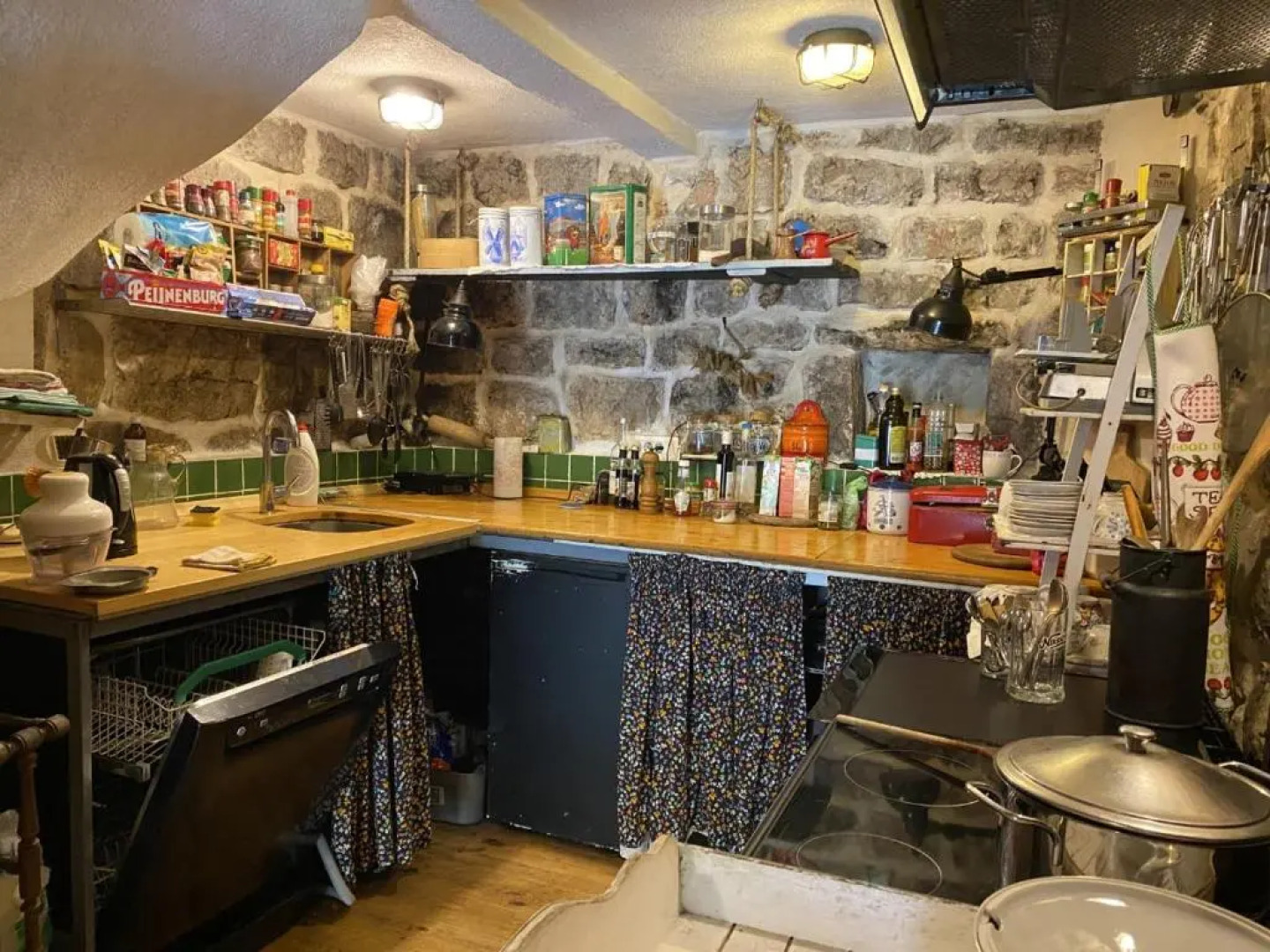 Old Stone House Radovići