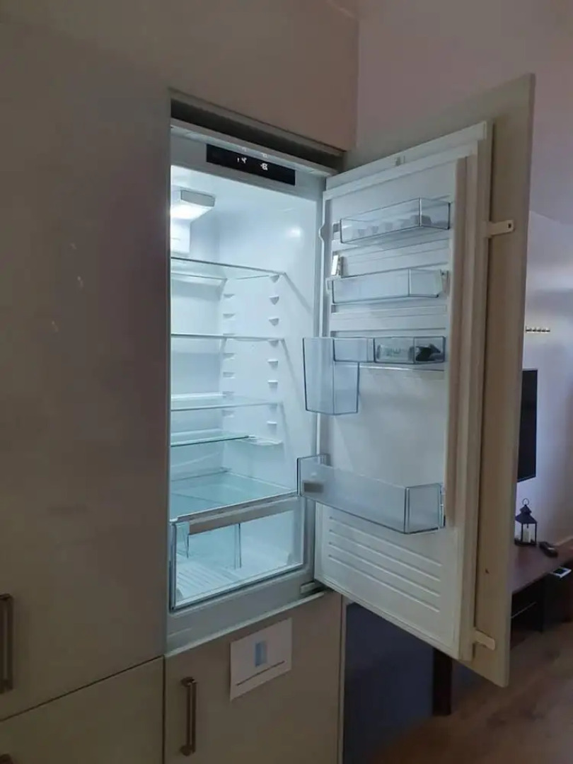 Immaculate 2-bed Apartment in Leigh