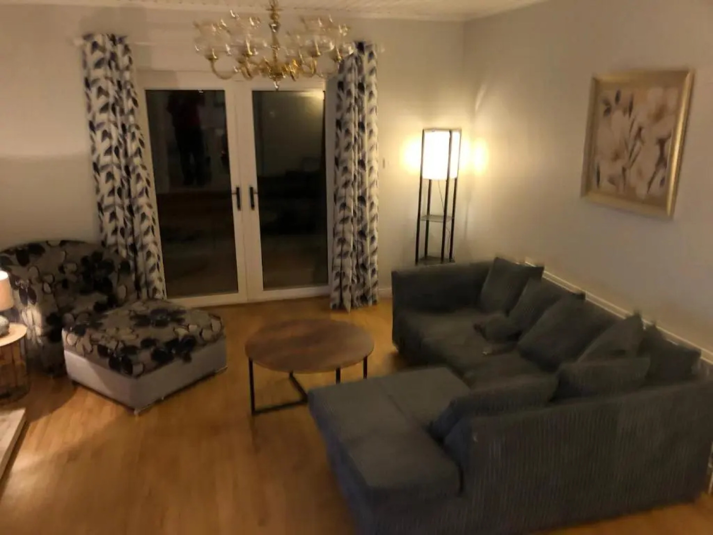 Captivating and Cosy Country House Sleeps up to 8