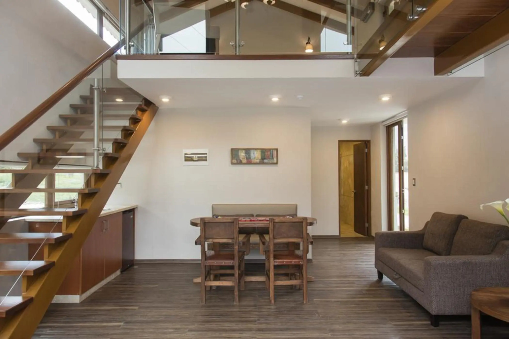 Del Pilar Ollantaytambo