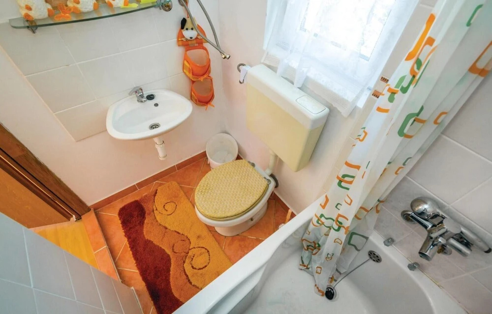 Beautiful Apartment in Karlobag With Wifi