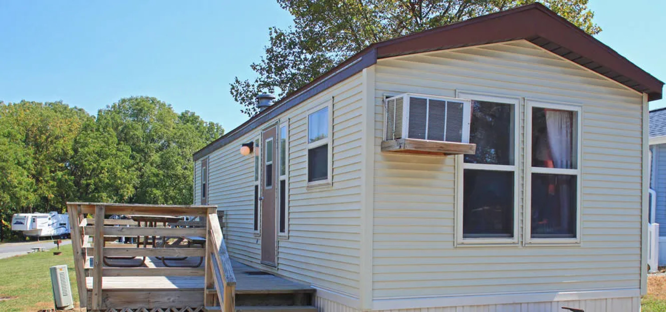 Circle M RV & Camping Resort - Caravan Park