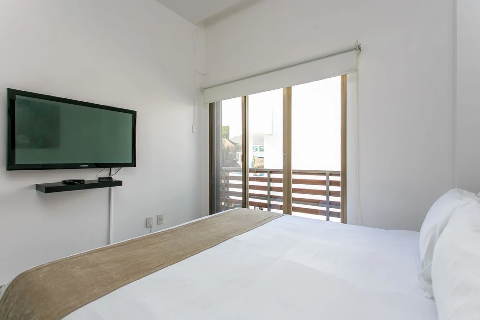 Infinito by Playa Moments