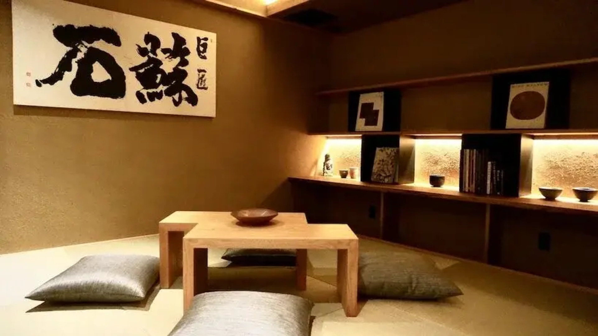 16/4 York Place Lets In The City Edinburgh