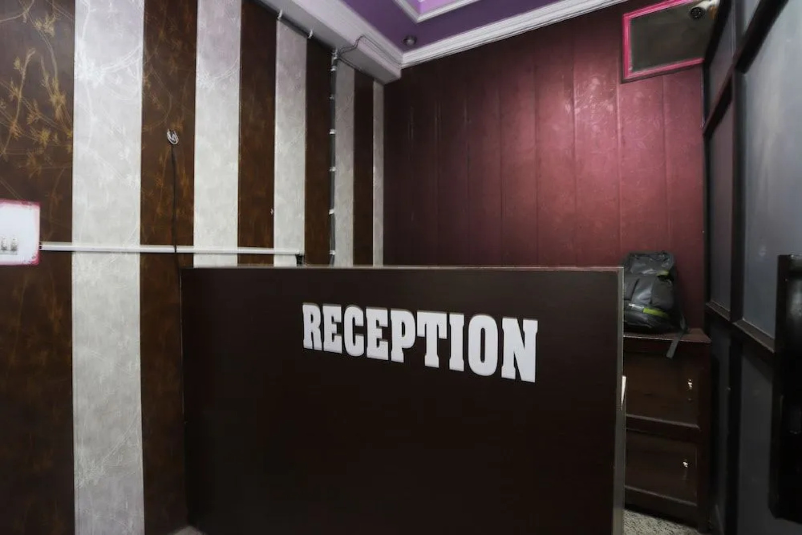 OYO 43688 Hotel Surya