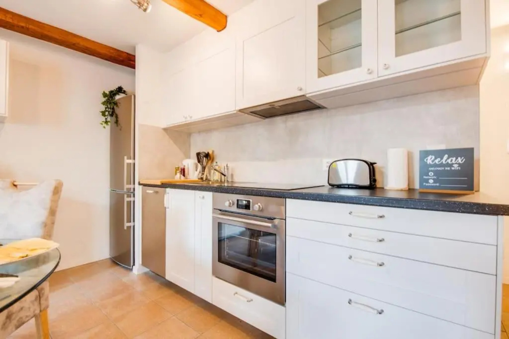 [Bellinzona] Rustico Loft a 5 Stelle con Netflix